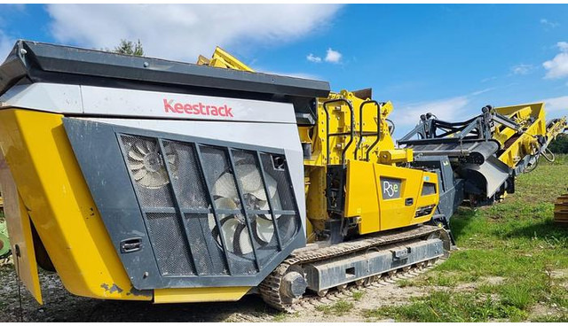 Impact crusher Keestrack R3e raupenmobiler Prallbrecher Vollausstattung