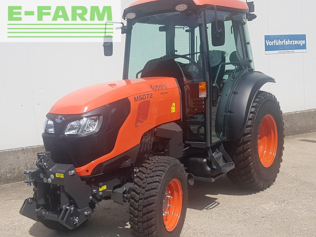 Farm tractor Kubota m5072 narrow