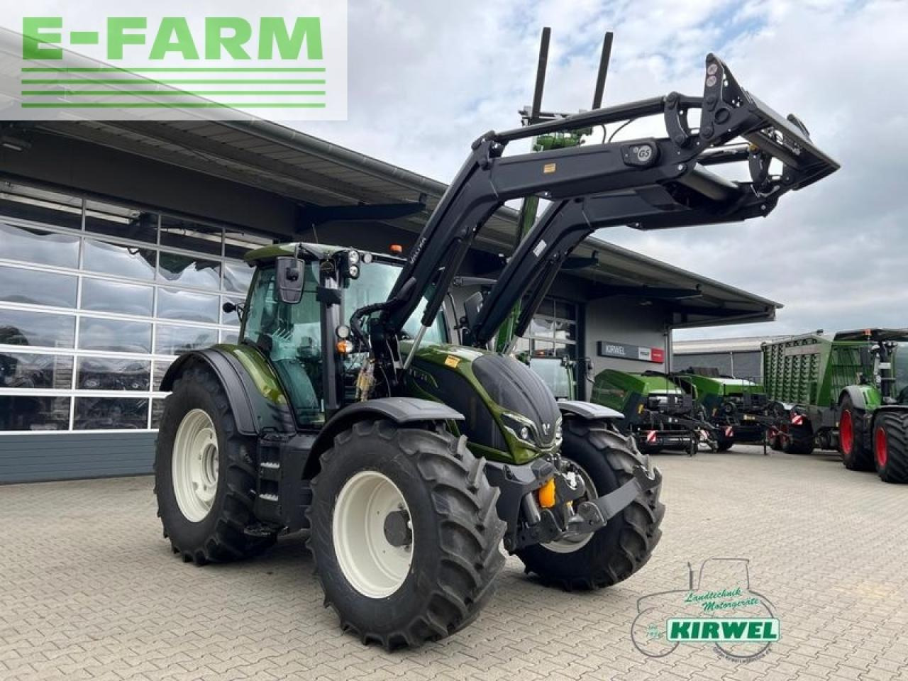 Farm tractor Valtra n 155 active