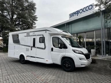 New Semi-integrated motorhome Etrusco T 7400 SBC