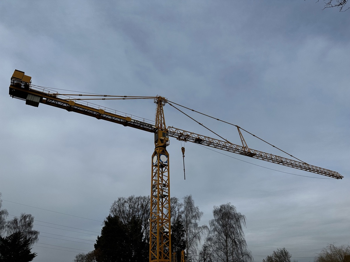 Tower crane LIEBHERR 355 HC-S 20