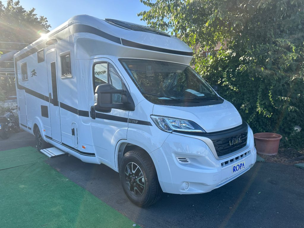 New Semi-integrated motorhome LAIKA ECOVIP L 4012 – DS CHIAVI IN MANO