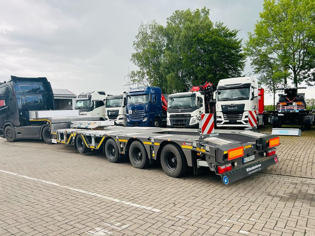 Low loader semi-trailer Kässbohrer SLA R 4 Ausziehbarer Tieflader mit Radmulden