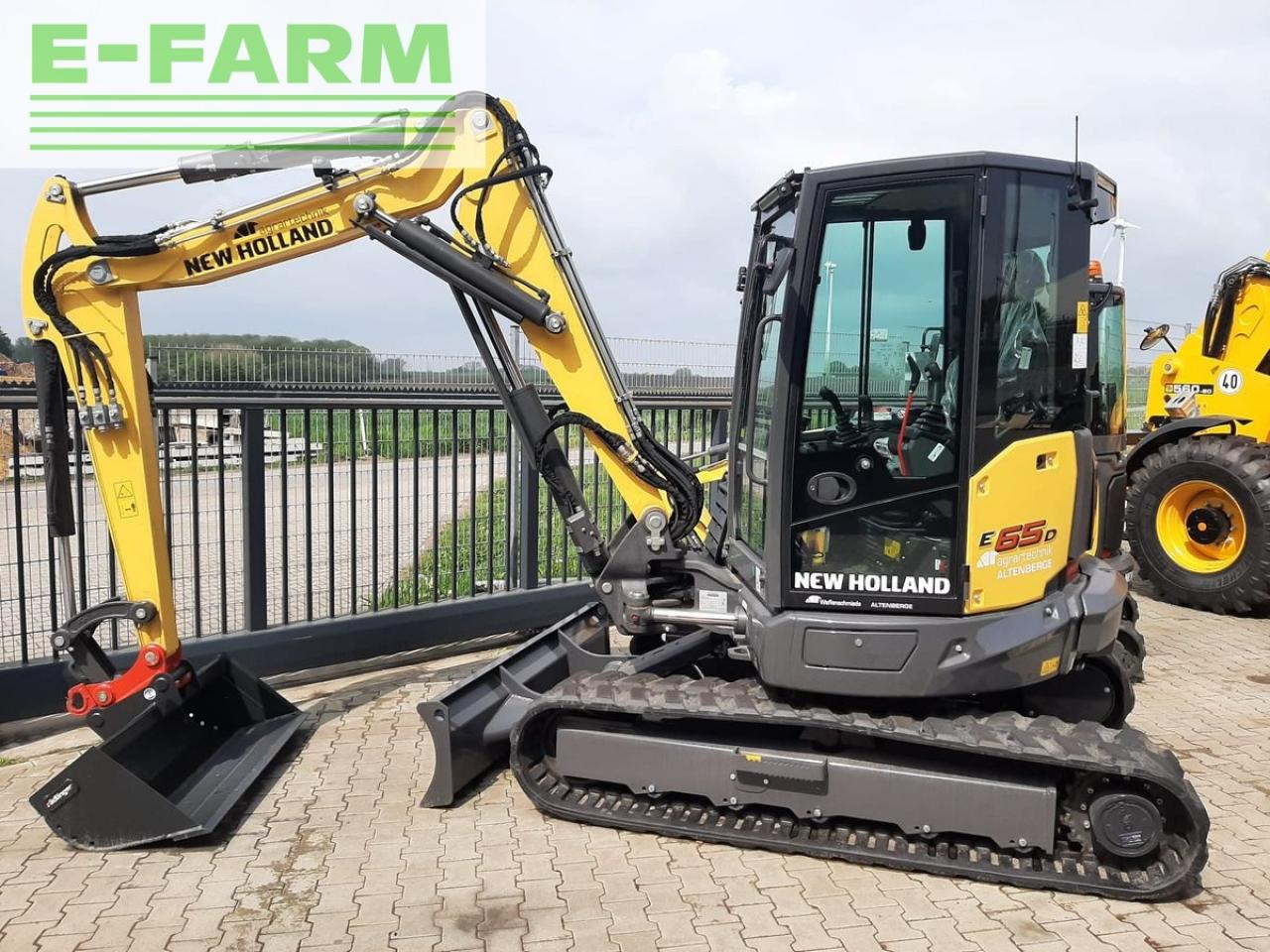 Mini excavator New Holland e65d