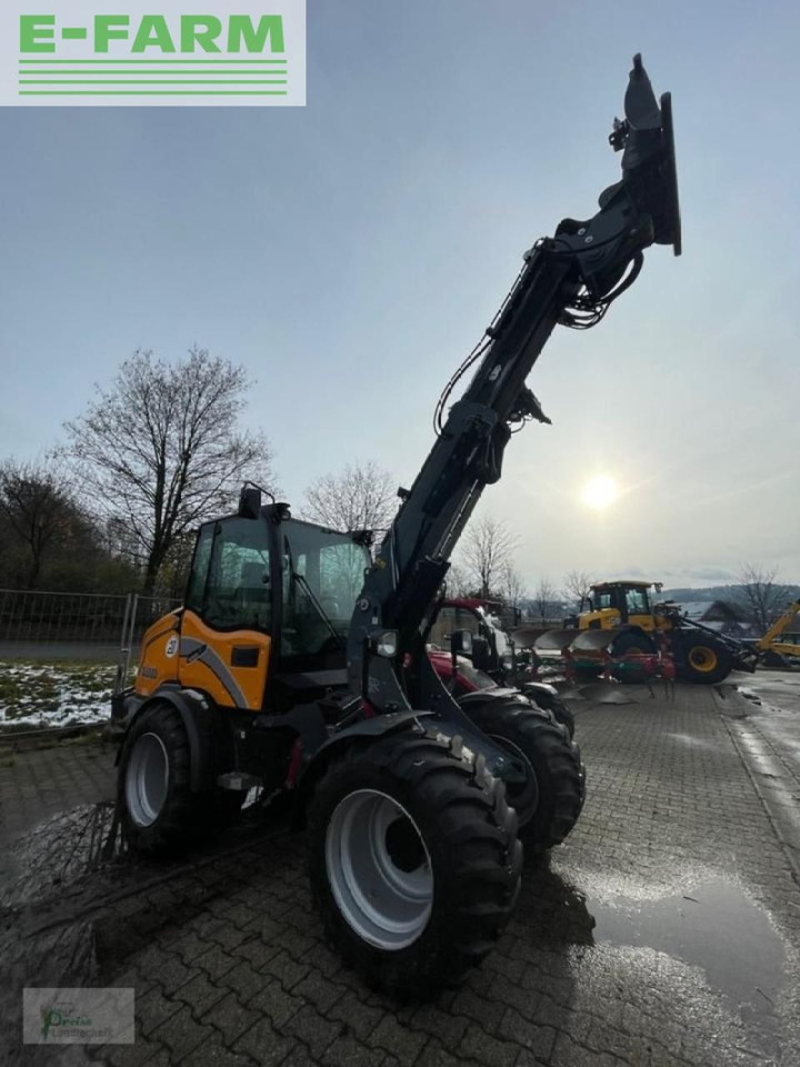 Telescopic handler Giant g 5000