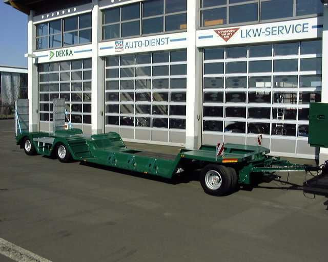 New Low loader trailer Ebert TL 30 ST Spezialtieflader