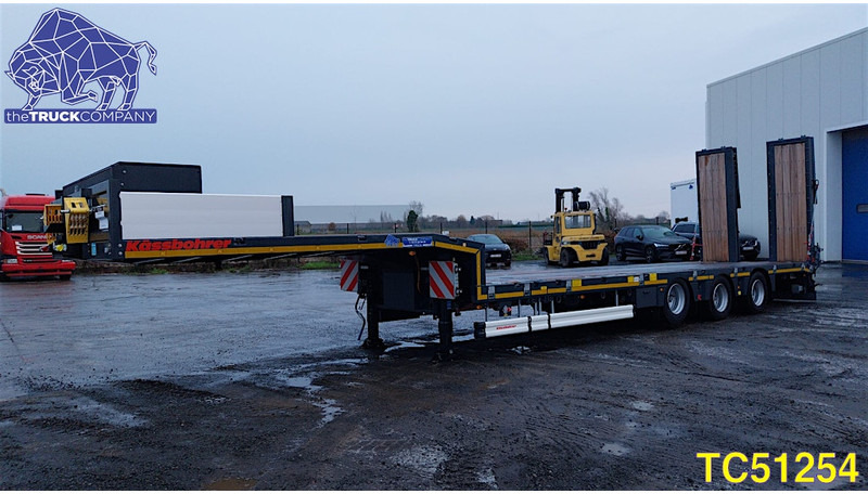 New Low loader semi-trailer – rent Kässbohrer SLA 3 Low-bed