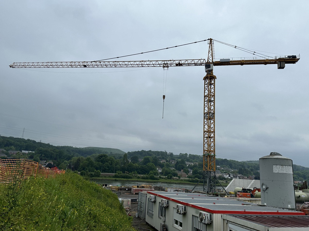 Tower crane LIEBHERR 420 EC-H 16 Litronic