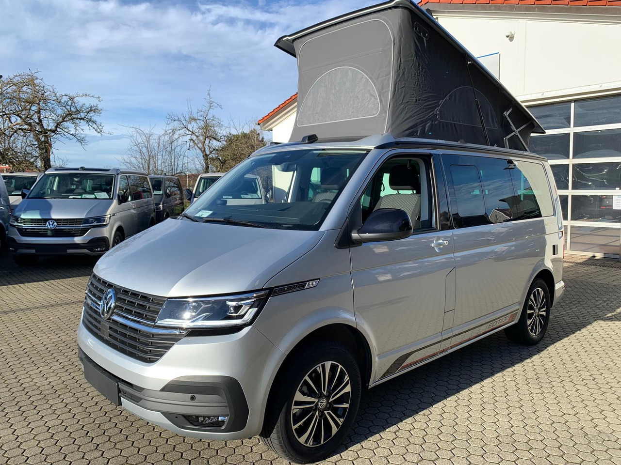 Camper van VW T6.1 Cali Beach Camper Edition AHK DSG 230V Luft-Standh.