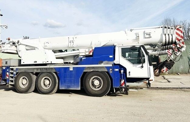 Mobile crane Liebherr LTM 1055 3.2