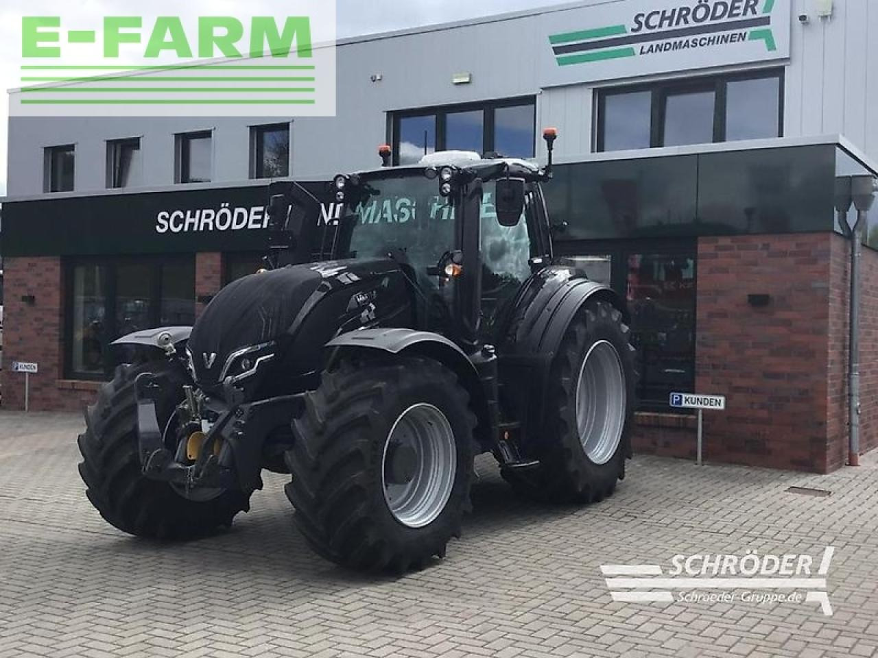 Farm tractor Valtra t 215 d