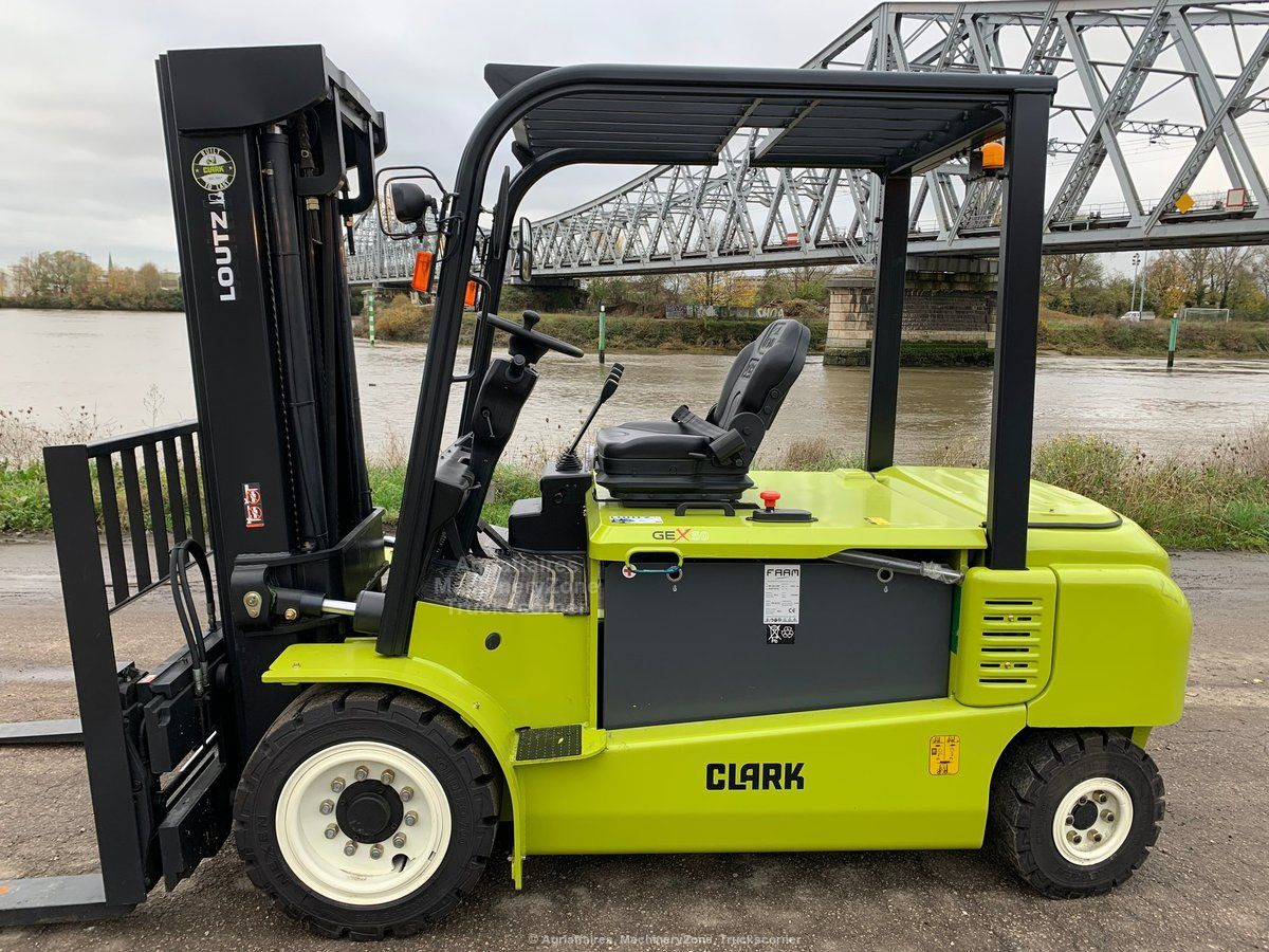 Electric forklift Clark GEX50