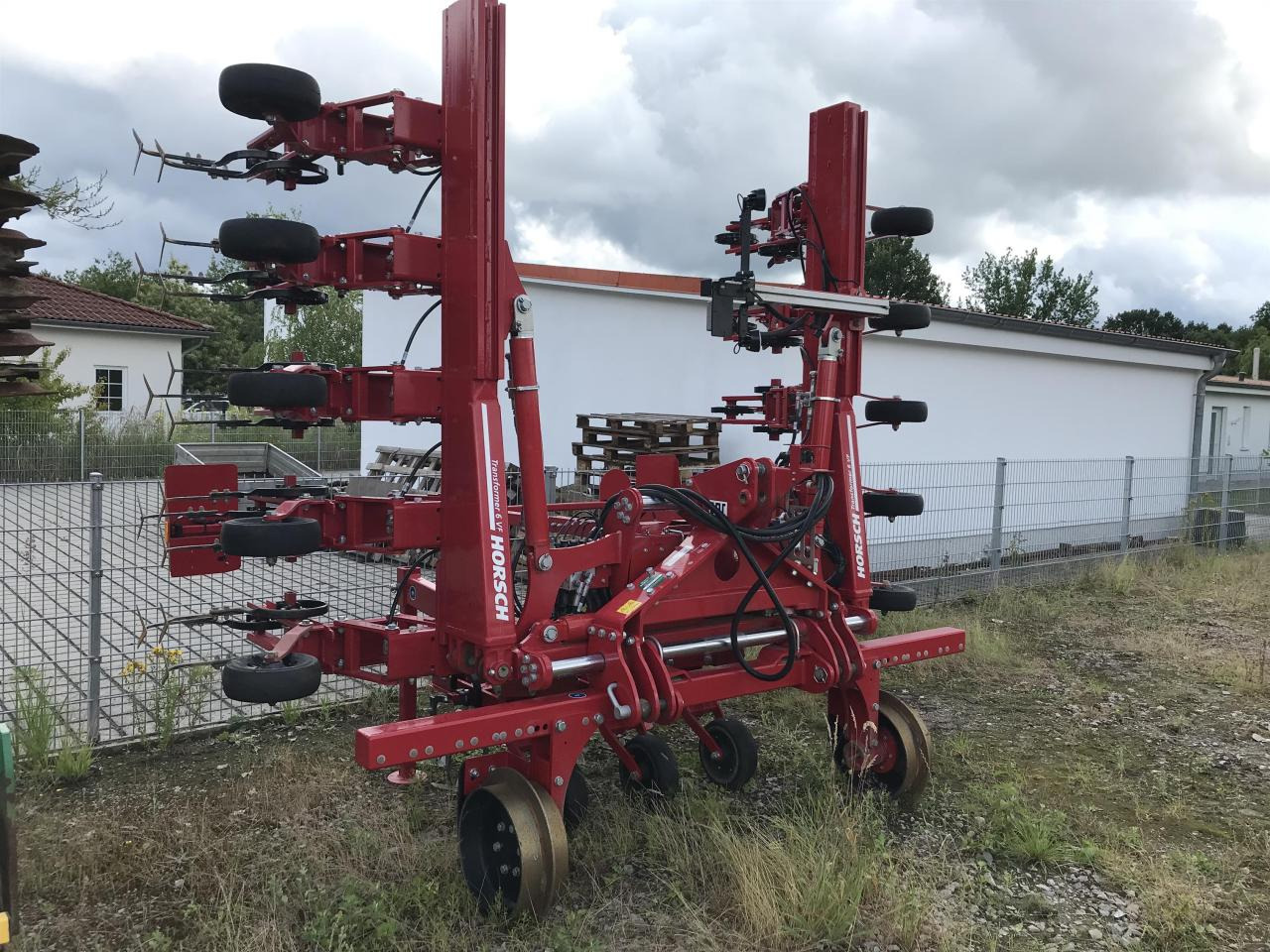 Soil tillage equipment Horsch Transformer 6 VF