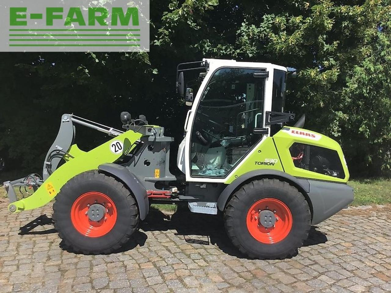 Mini excavator CLAAS torion 530