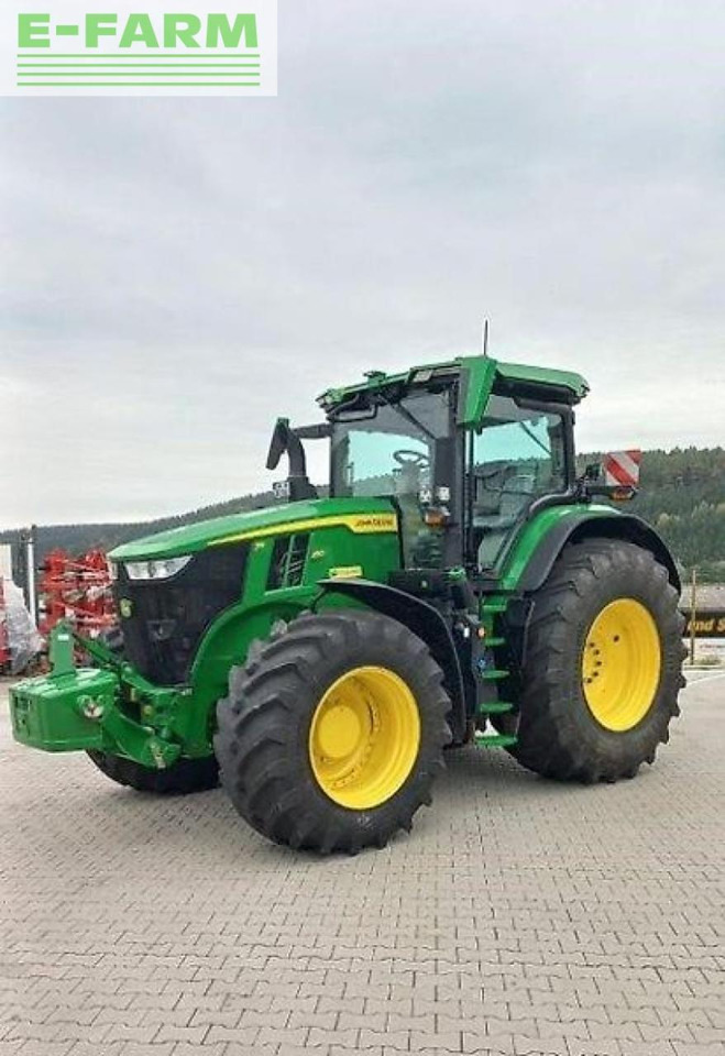 Farm tractor John Deere 7r 350