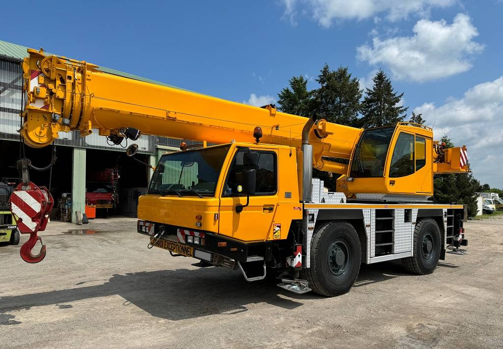 Mobile crane Tadano Faun ATF 40G-2