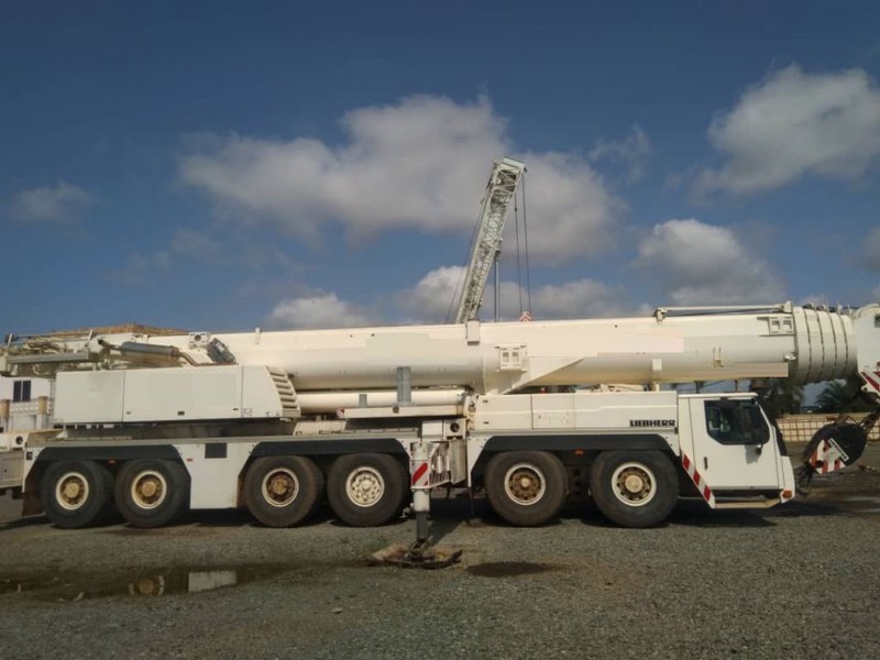 All terrain crane Liebherr LTM 1250-6.1 12X8X10