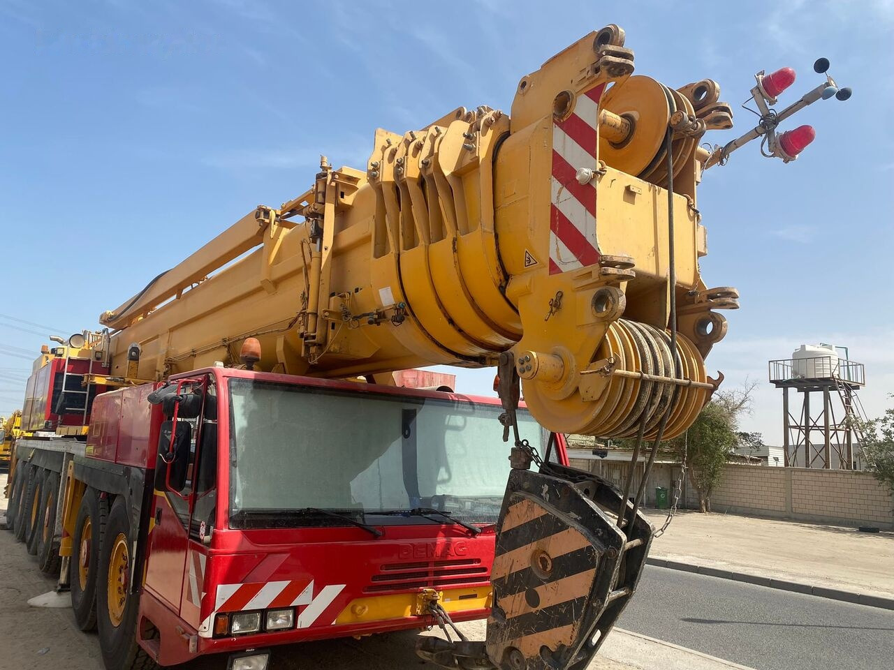 Leasing of Demag AC 300