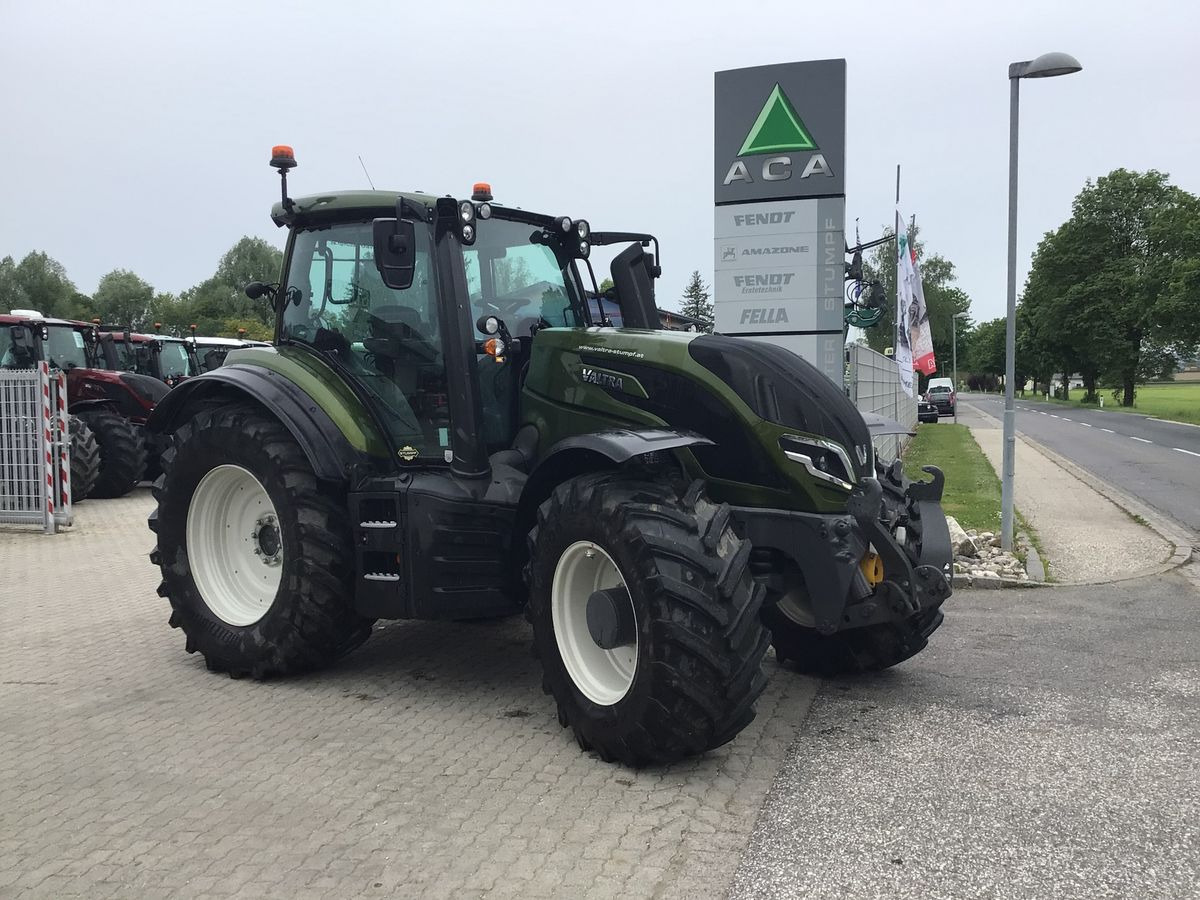 New Farm tractor Valtra T175