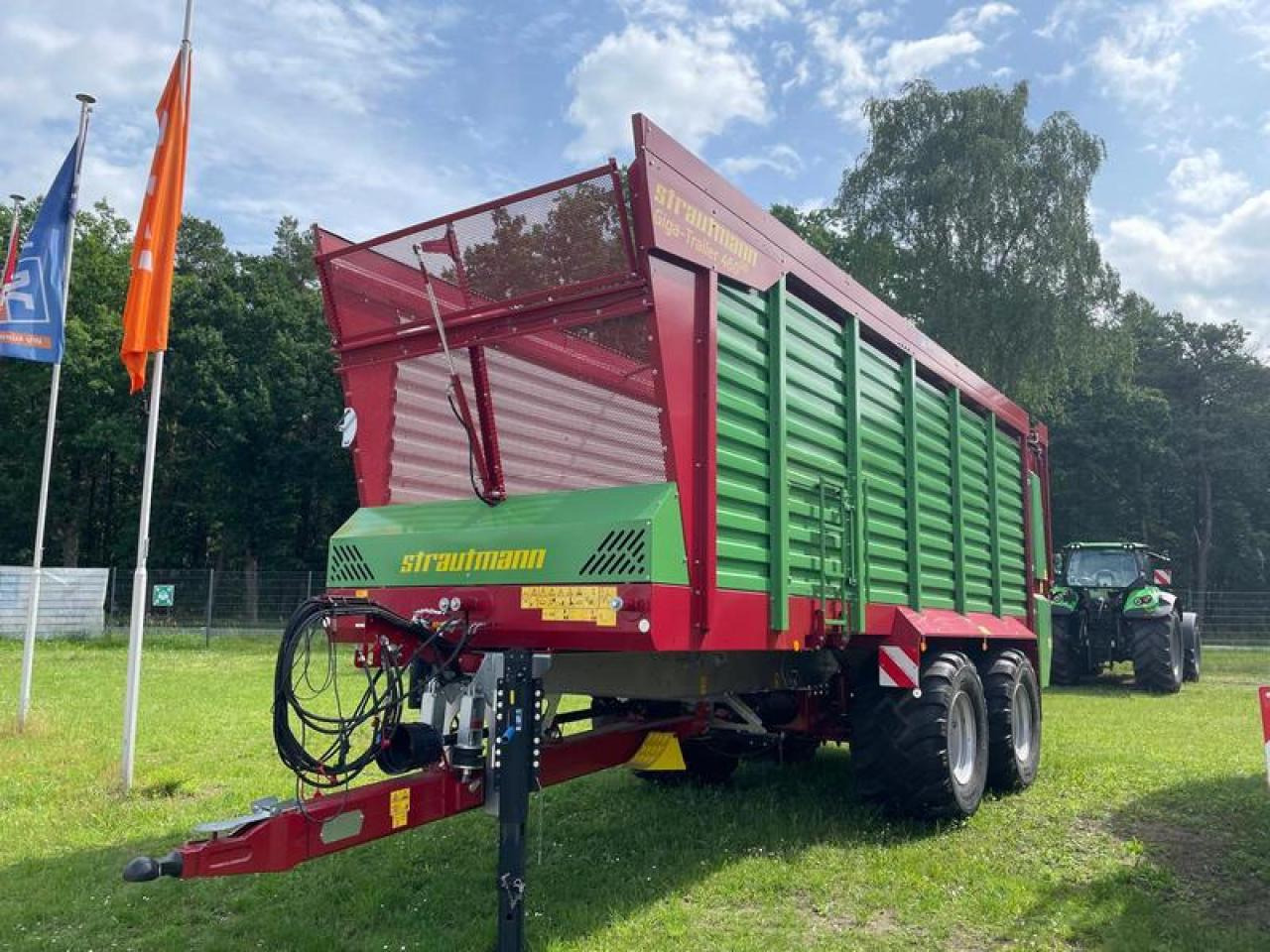 New Farm tipping trailer/ Dumper Strautmann GIGA 460 DO