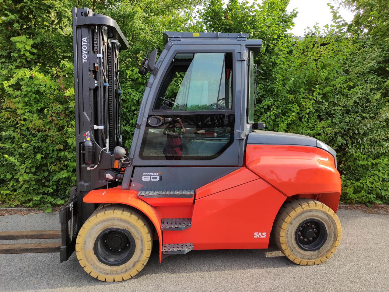 Electric forklift Toyota 9FBH80T900