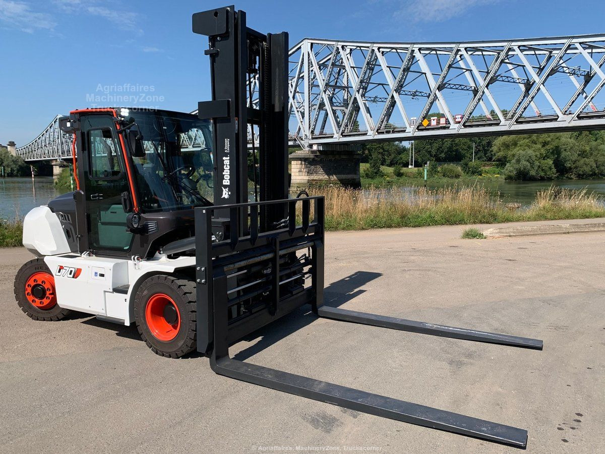 Diesel forklift Doosan D70S-9