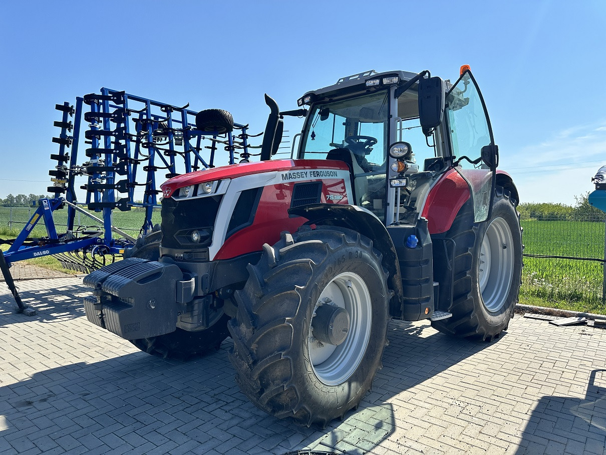 Farm tractor Massey Ferguson 7S.180