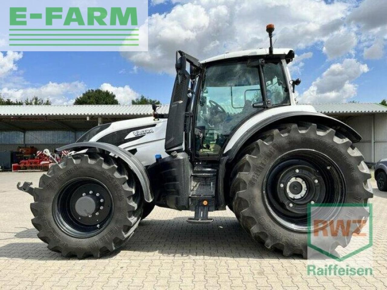 Farm tractor Valtra t 235 direct vorführmaschine