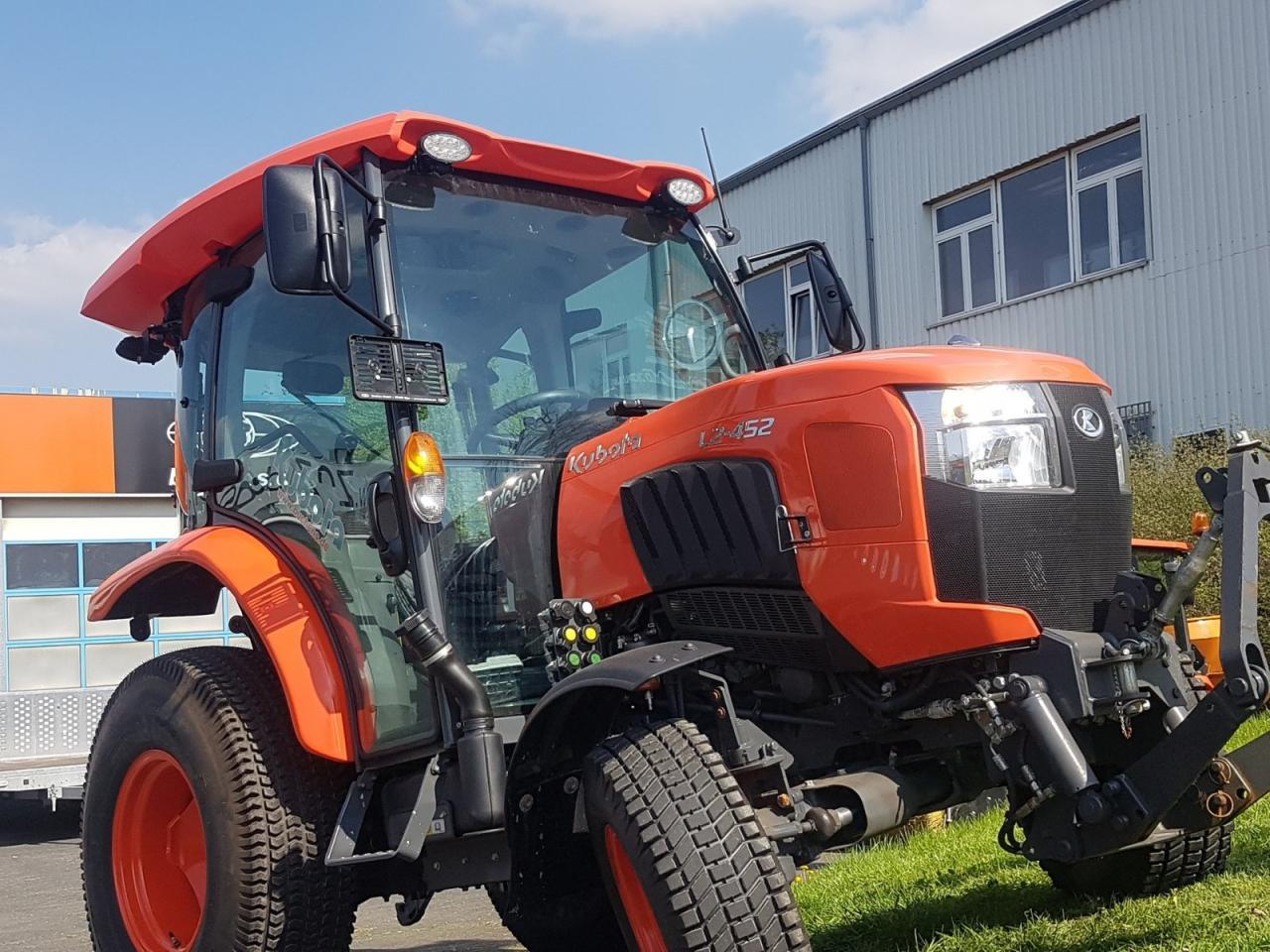 Farm tractor Kubota l2-452 h winterdienstpaket