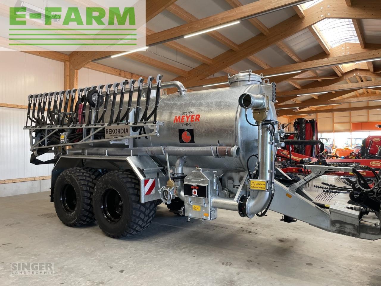 Slurry tanker Meyer-Lohne rekordia farmer 12500l mit bomech speedy 12