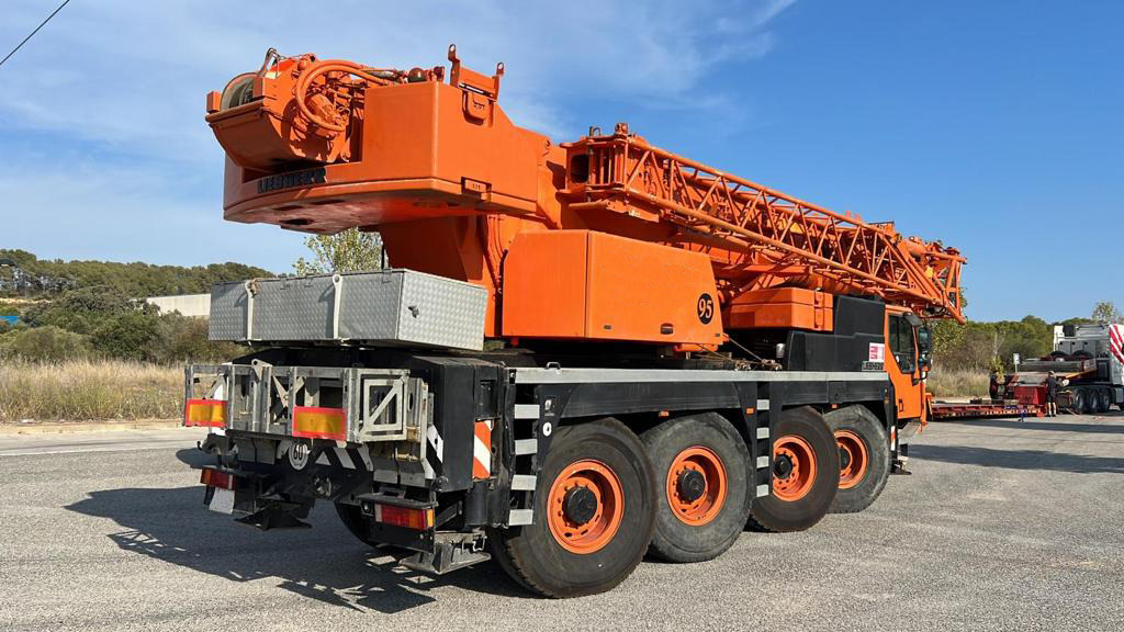 All terrain crane LIEBHERR LTM 1070 4.1