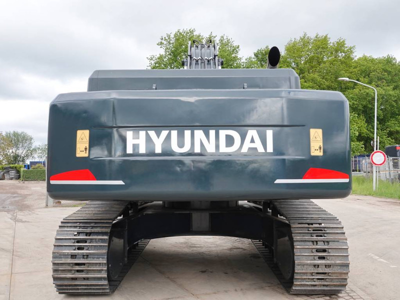 Crawler excavator Hyundai R340 L – New / Unused / Hammer Lines