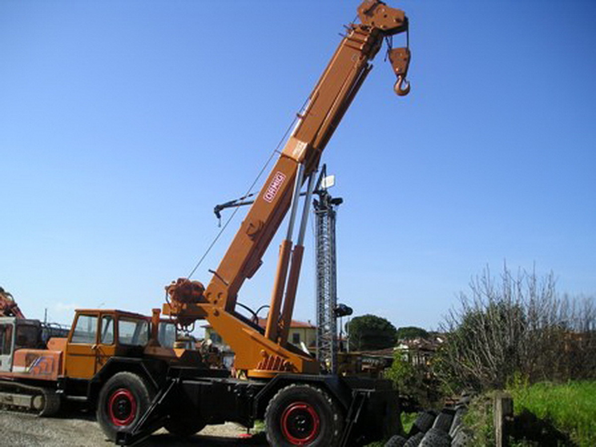 Mobile crane ORMIG 20FS