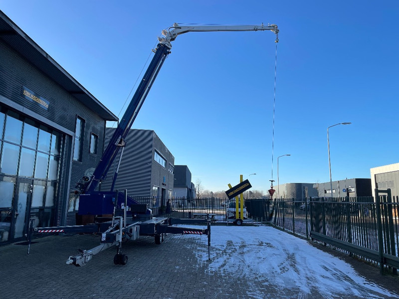 All terrain crane Böcker AHK 30/1500