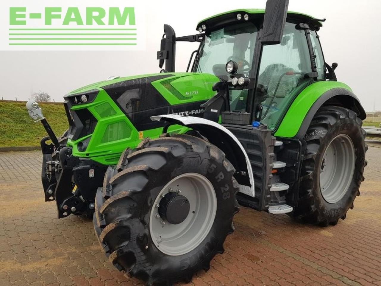 Farm tractor Deutz-Fahr 6170 powershift