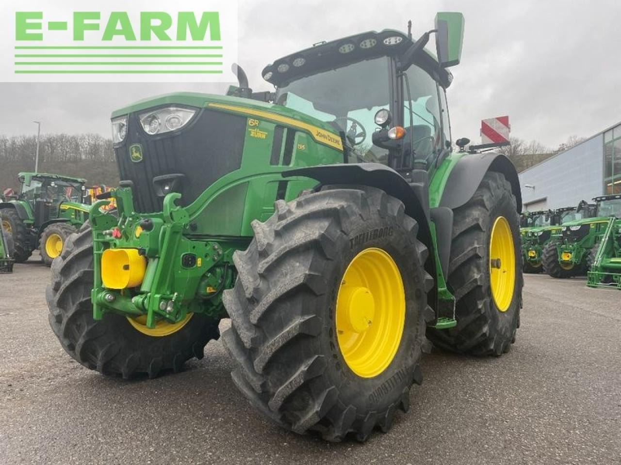 Farm tractor John Deere 6r195