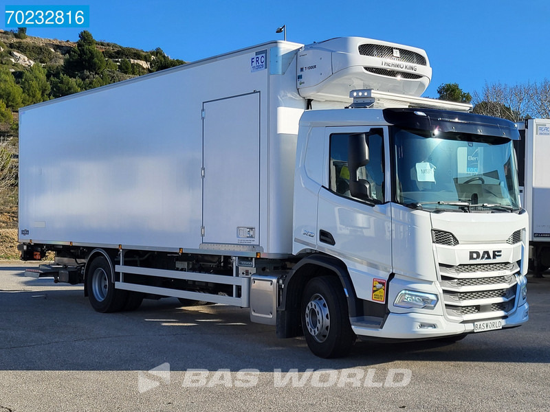 New Refrigerator truck DAF XD 370 4X2 Thermoking T-1000R ACC Ladebordwand LED Euro 6