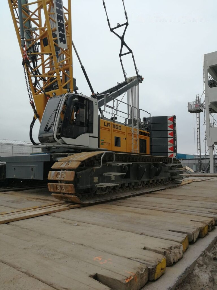 Crawler crane Liebherr LR 1160