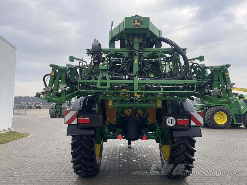 Trailed sprayer John Deere R975i