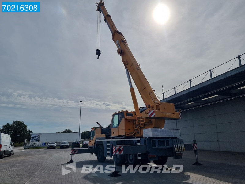 All terrain crane Liebherr LTM1055-3.2