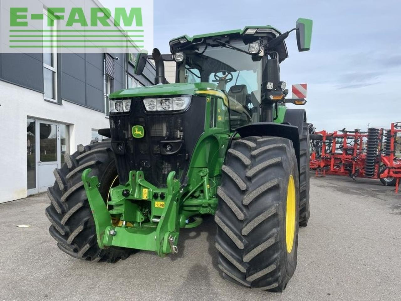 Farm tractor John Deere 7r310