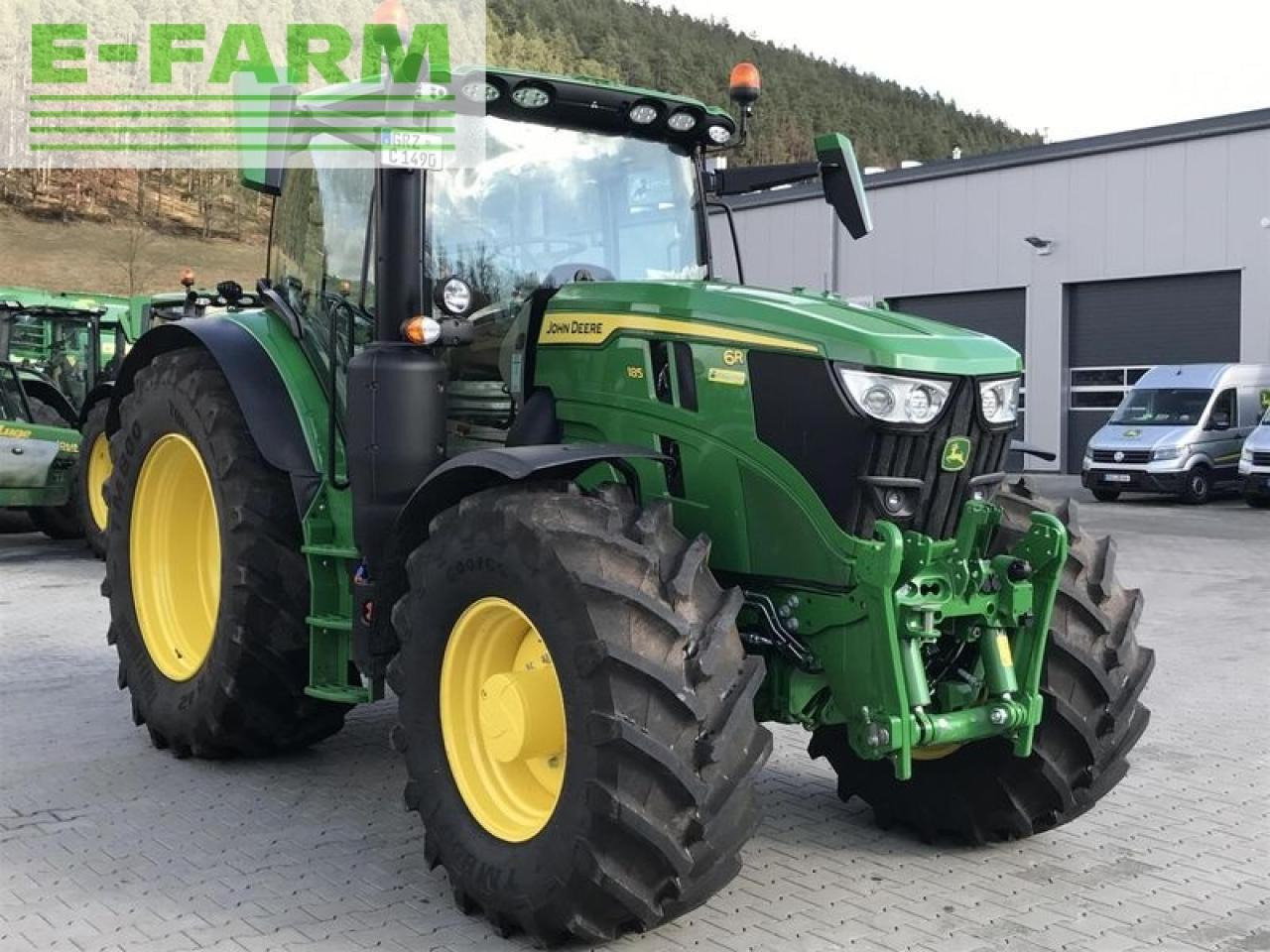 Farm tractor John Deere 6r 185