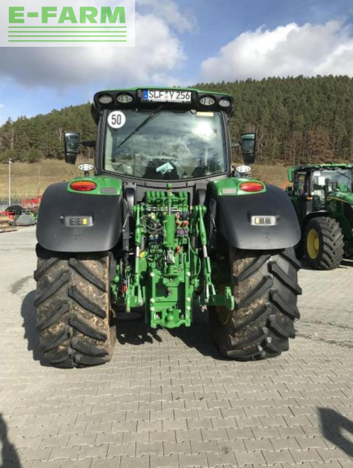 Farm tractor John Deere 6r 185