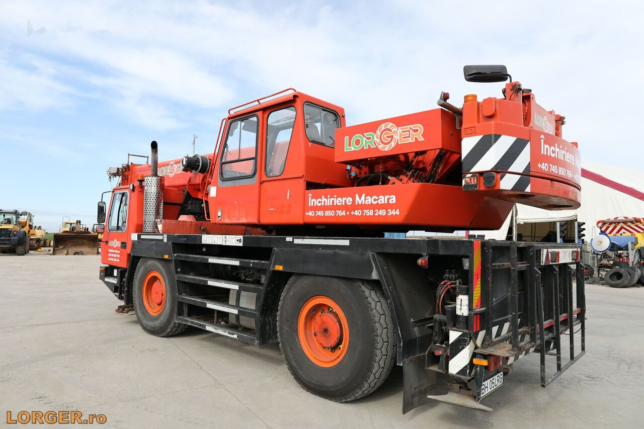 Mobile crane Grove GMK 2035