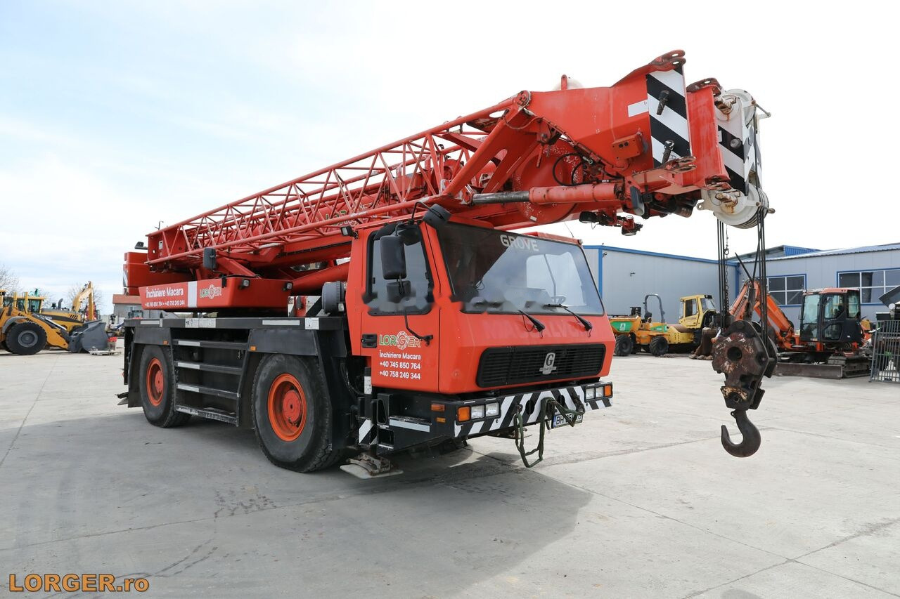 Mobile crane Grove GMK 2035