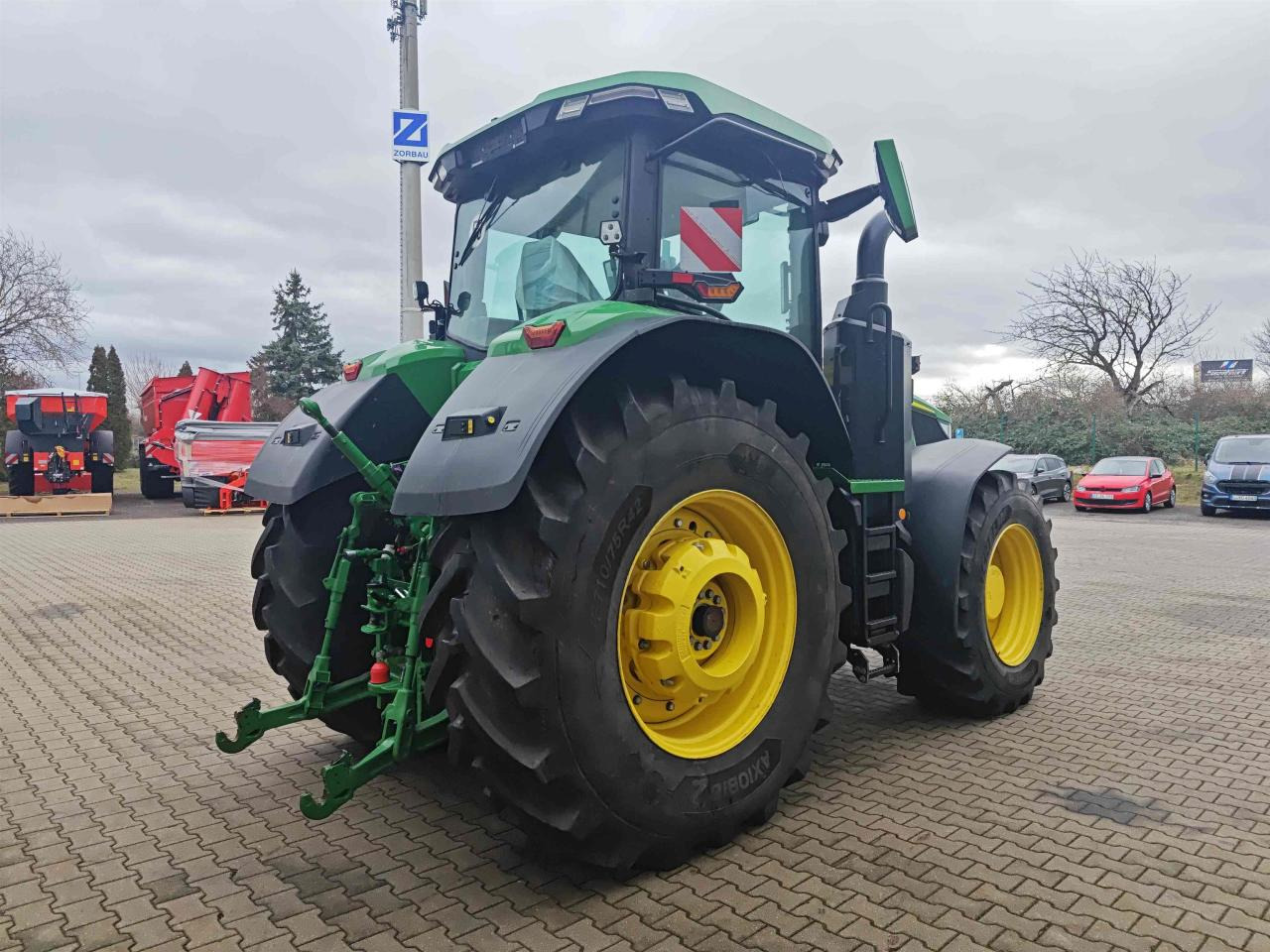 Farm tractor John Deere 7R 330