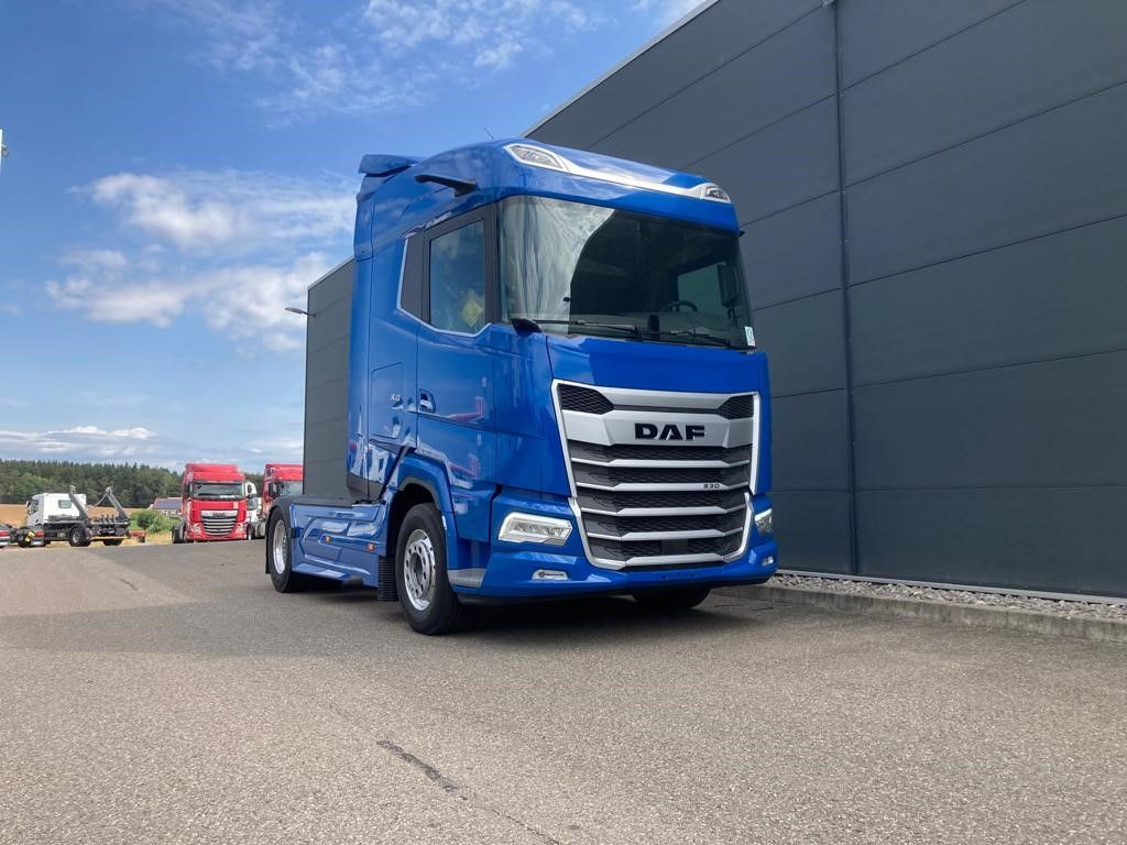 New Tractor unit DAF XG 530 FT Alcoa Kamera Intarder Nebenantrieb RAL