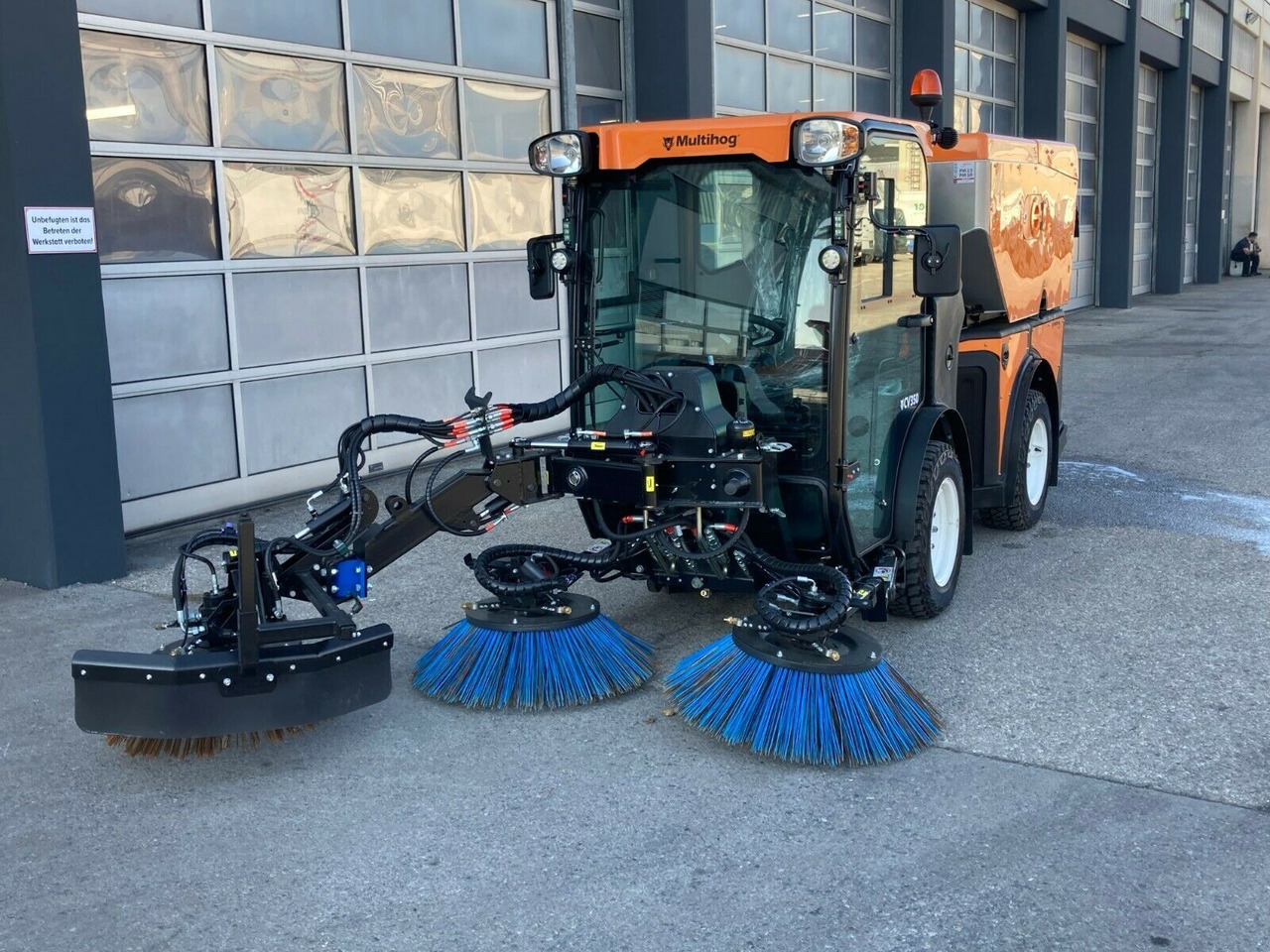 New Road sweeper Multihog CV350