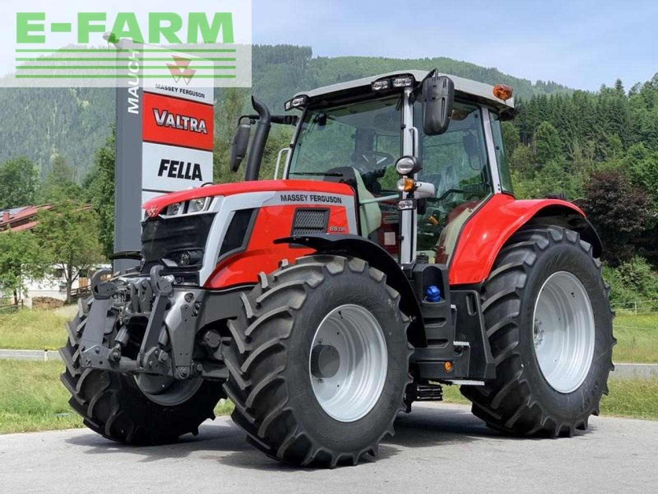 Farm tractor Massey Ferguson mf 6s.135 dyna-6 efficient