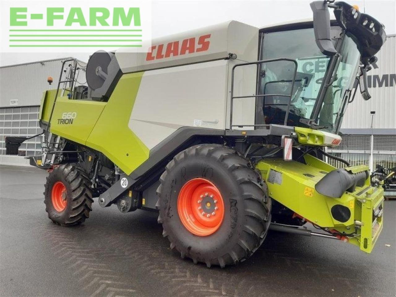 Combine harvester CLAAS trion 660